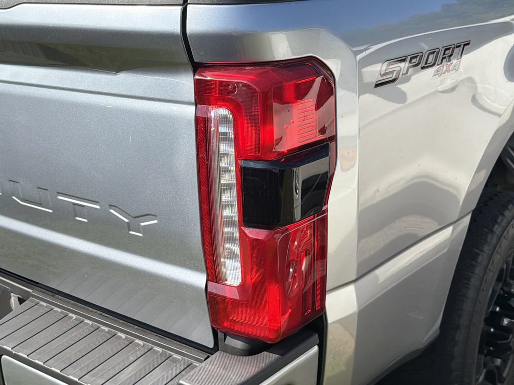 Used 2024 Ford F250 XLT w/ XLT Premium Package AWD/4WD image 15