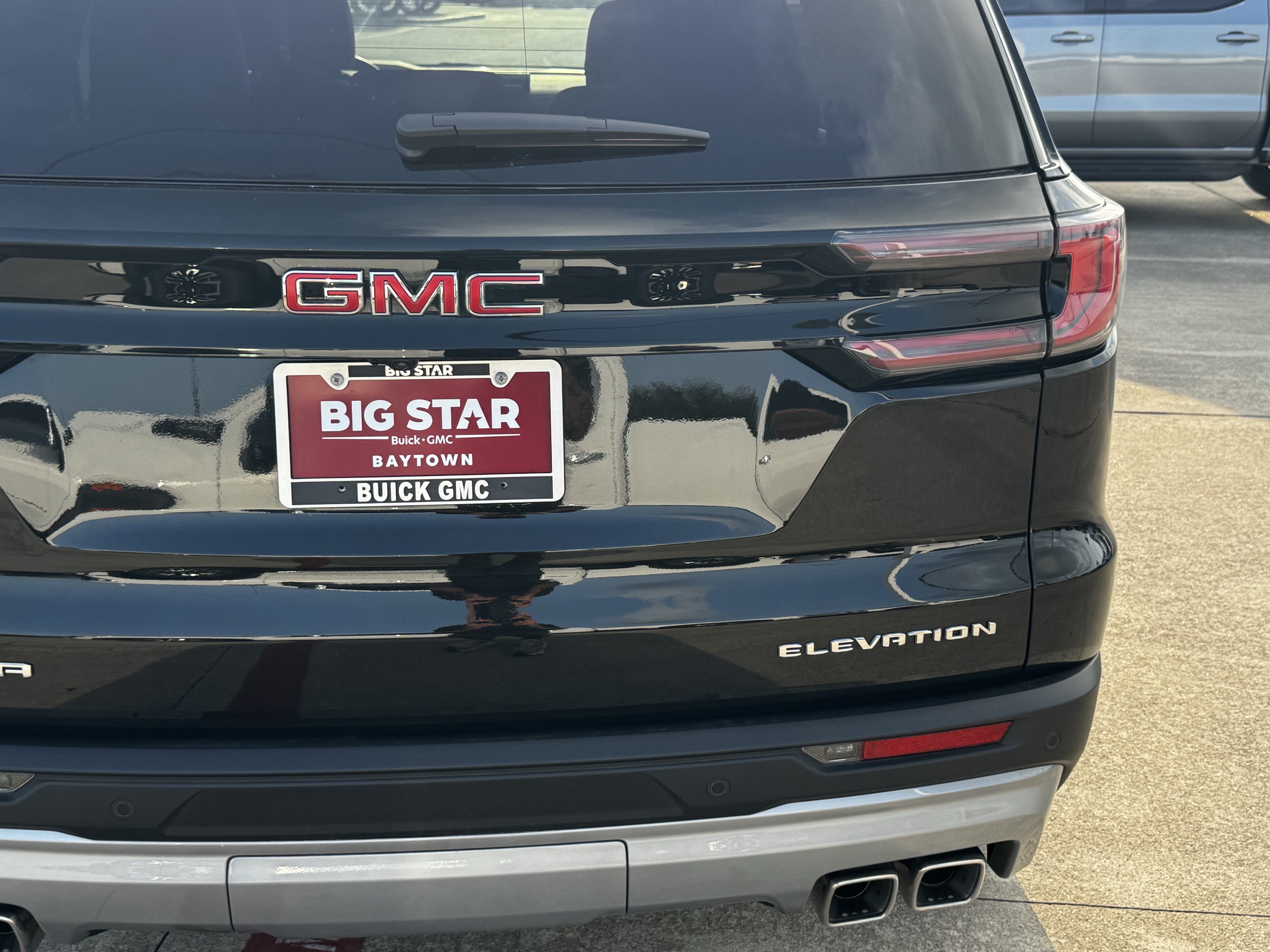 New 2026 GMC Acadia Elevation w/ Elevation Premium Package FWD image 10