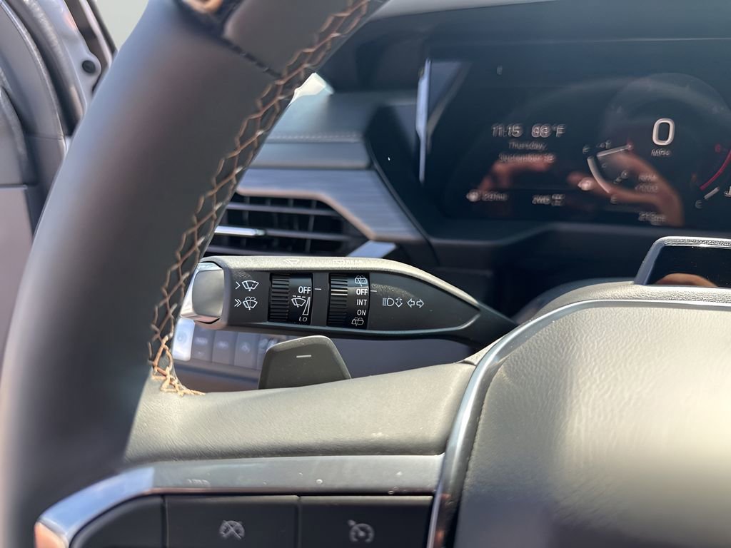 New 2026 GMC Acadia AT4 w/ Super Cruise Package image 28