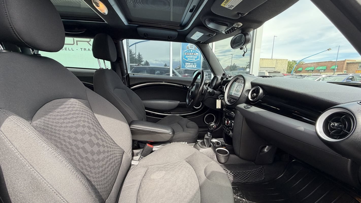 Used 2012 MINI Cooper S FWD image 12