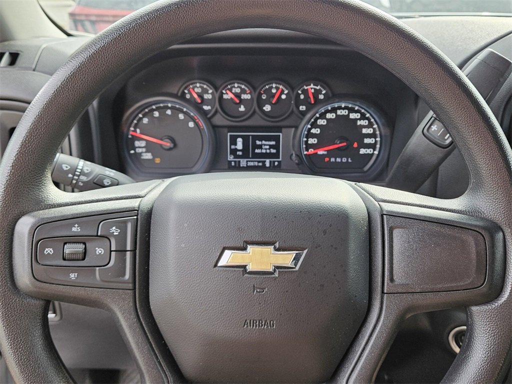 Used 2024 Chevrolet Silverado 1500 Custom image 24
