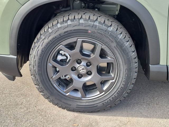 New 2026 Honda Pilot TrailSport image 10
