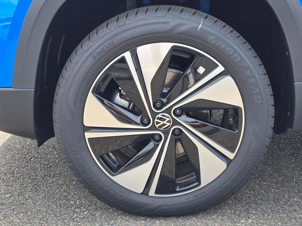 New 2026 Volkswagen Taos SE AWD/4WD image 10