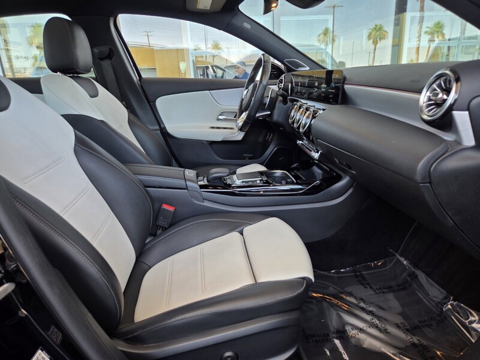 Certified 2021 Mercedes-Benz A 35 AMG 4MATIC image 18