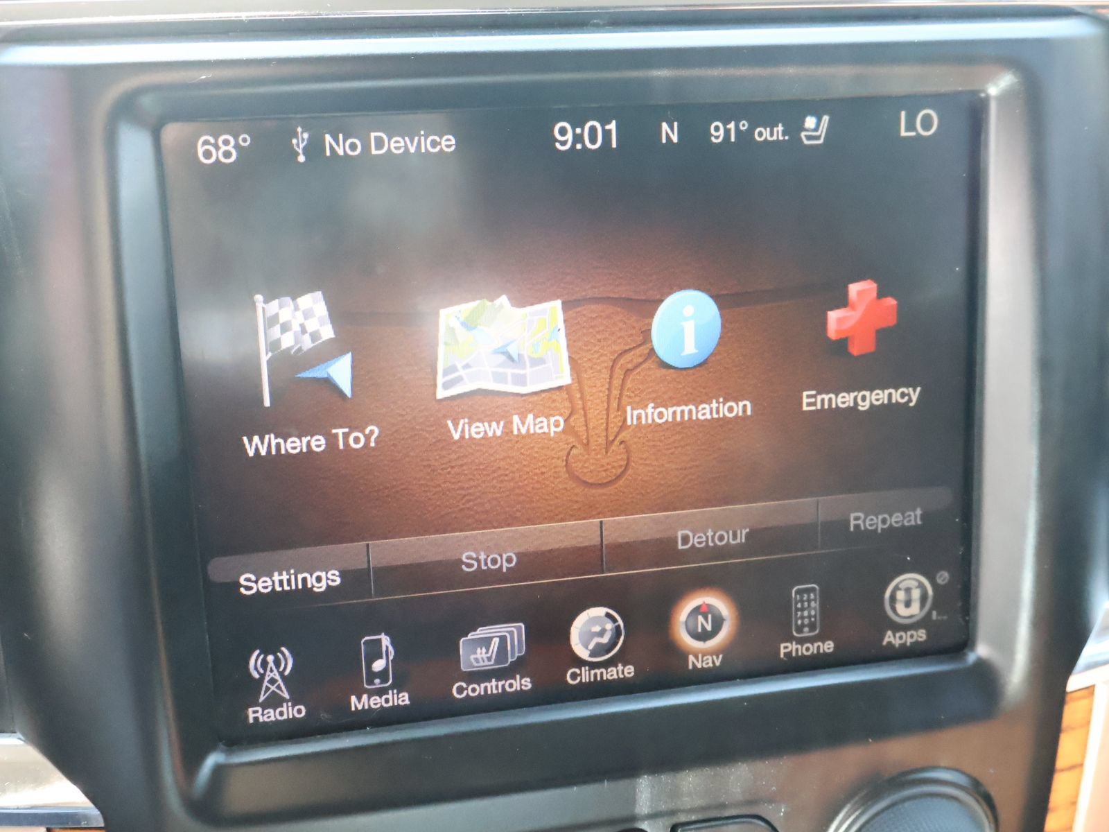 Used 2014 RAM 3500 Laramie Longhorn w/ Convenience Group AWD/4WD image 43