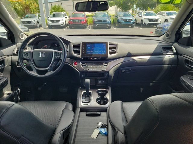 Used 2018 Honda Ridgeline RTL-T image 2