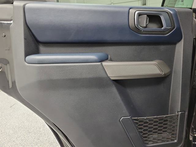 Used 2022 Ford Bronco Outer Banks image 9