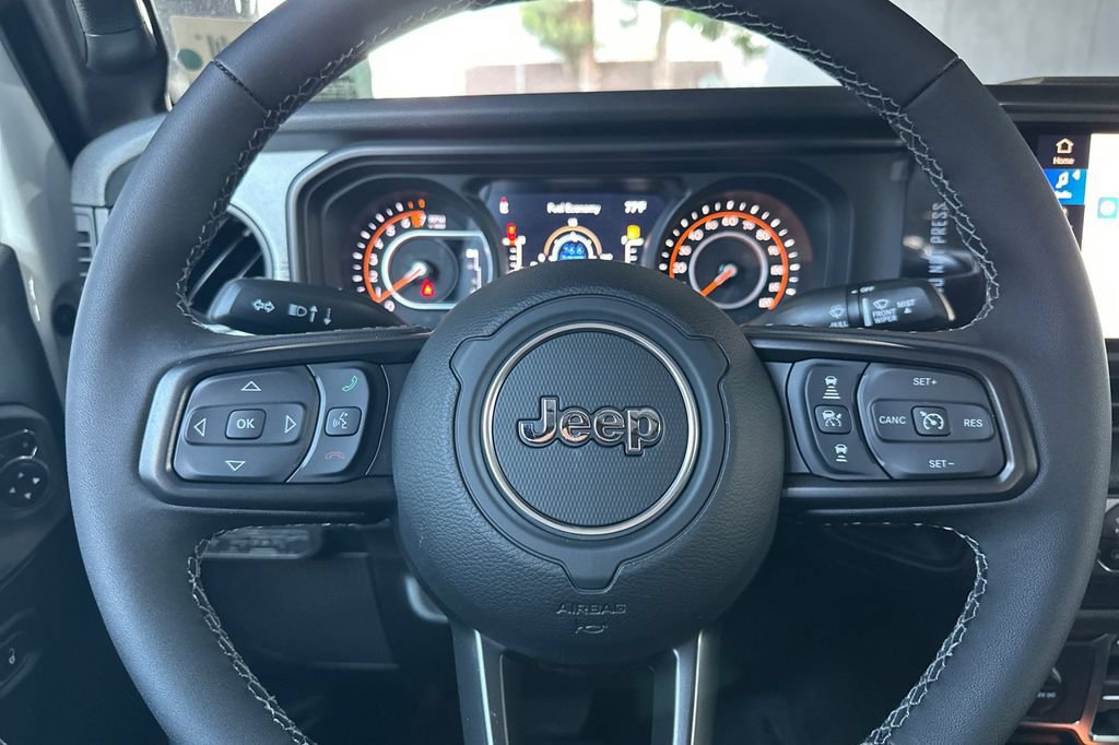 New 2026 Jeep Gladiator Sport AWD/4WD image 22