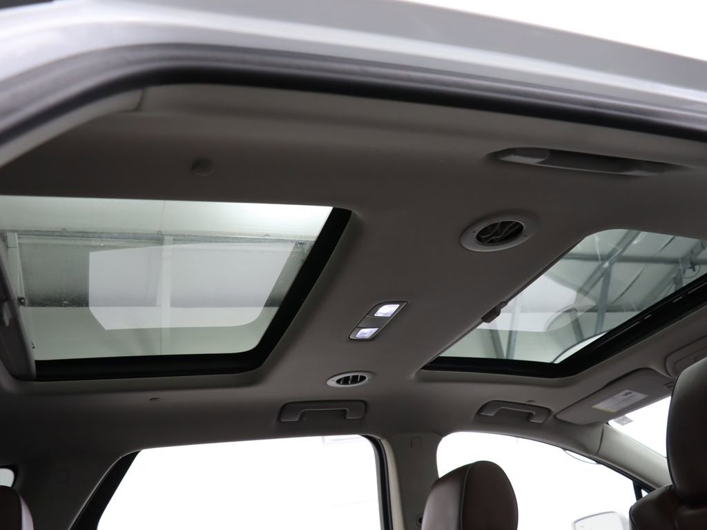 Used 2020 Buick Enclave Avenir image 33