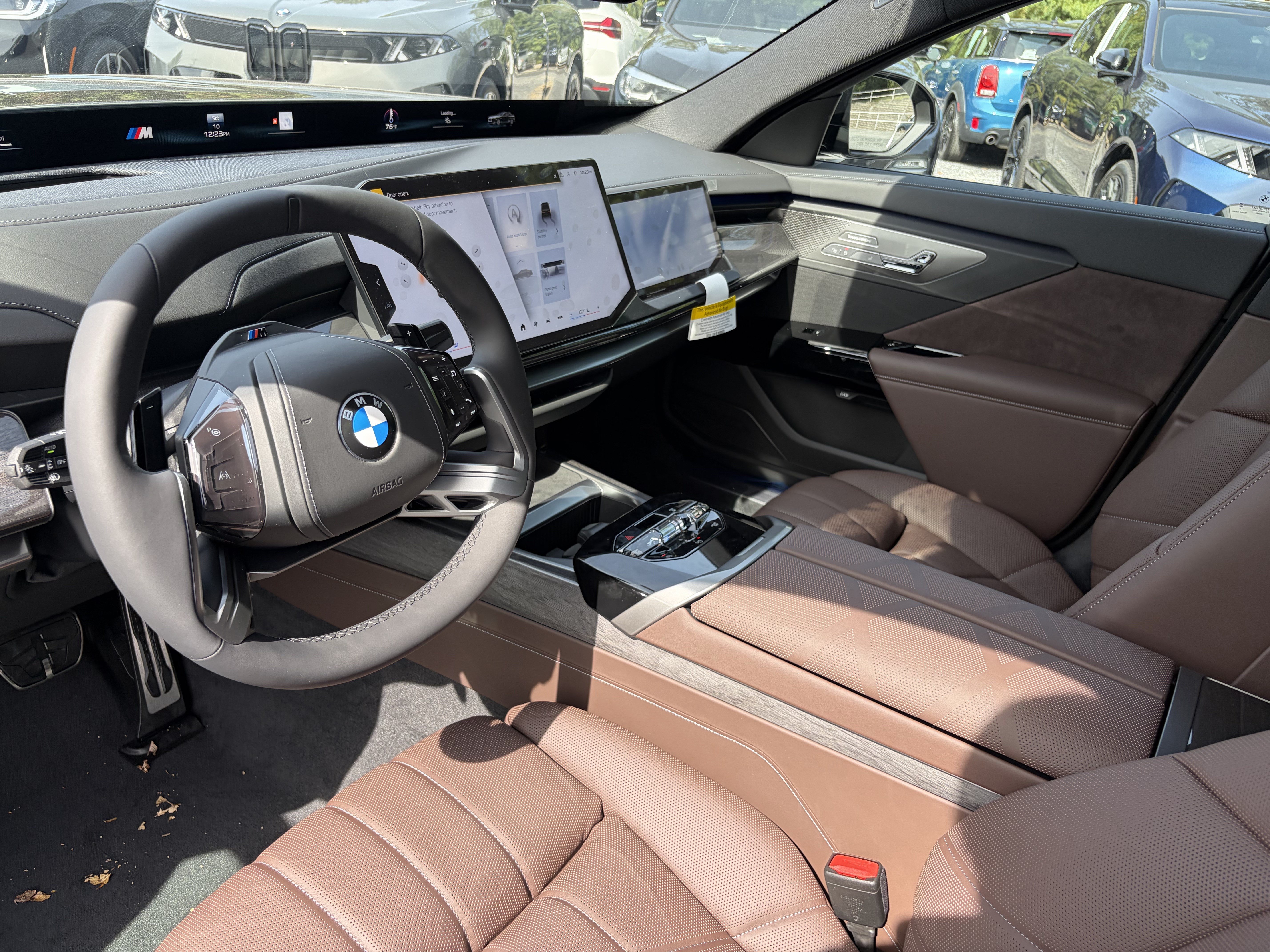 New 2027 BMW 740i xDrive w/ Executive Package AWD/4WD image 11