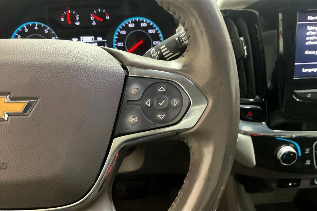 Used 2020 Chevrolet Traverse LT image 19