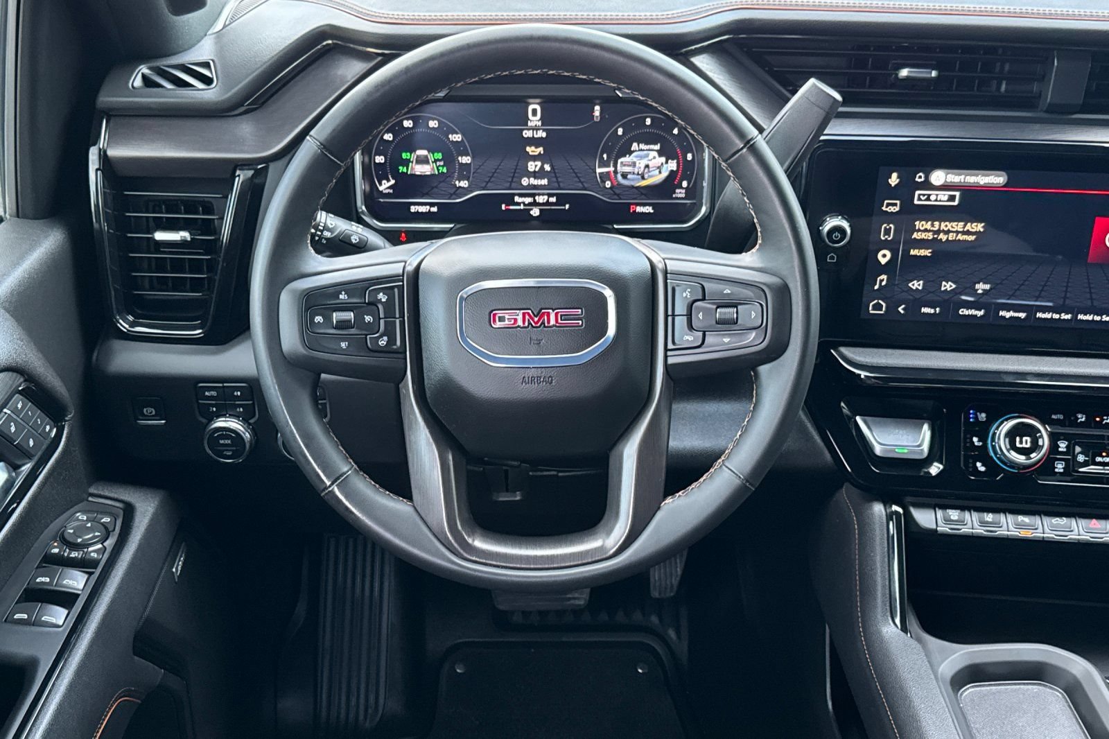 Used 2025 GMC Sierra 2500 AT4 AWD/4WD image 16