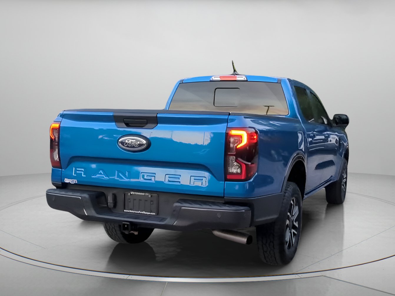 Used 2024 Ford Ranger Lariat w/ Trailer Tow Package RWD image 26