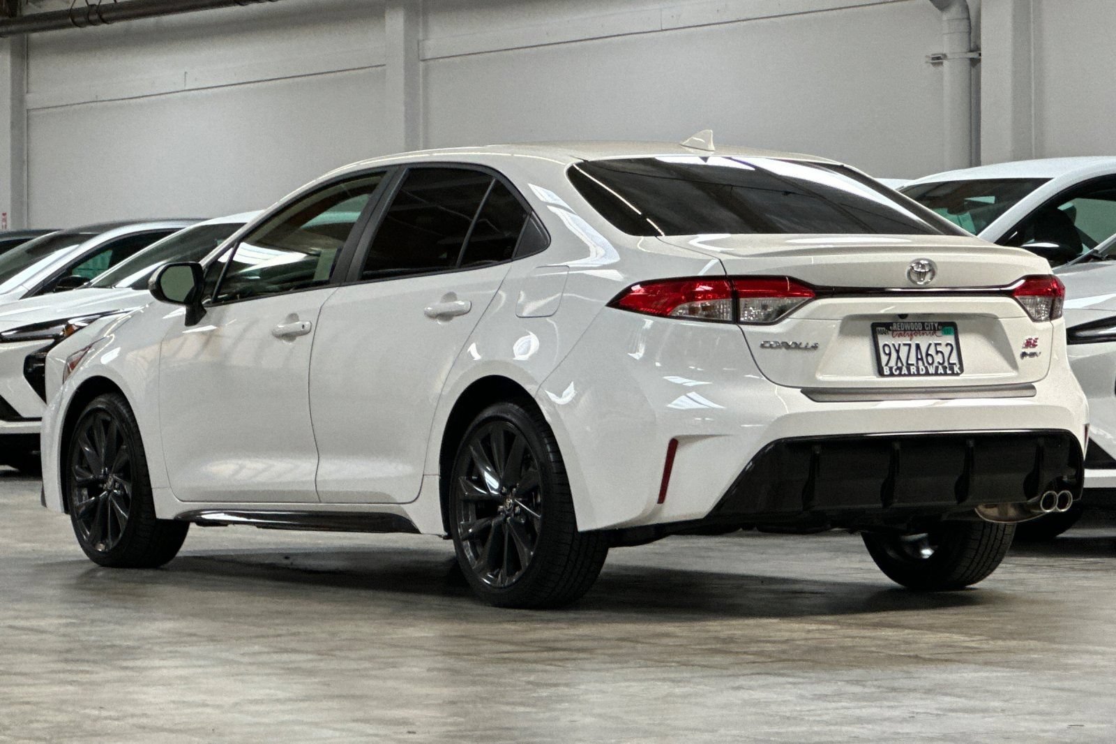 Used 2026 Toyota Corolla SE w/ SE Premium Package FWD image 6