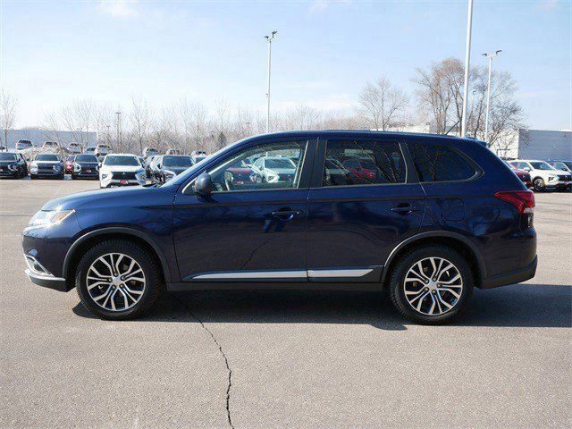 Used 2016 Mitsubishi Outlander ES image 4