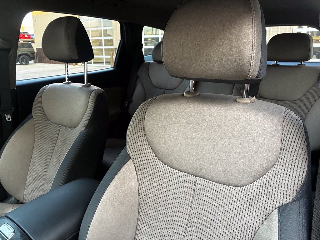 Used 2023 Hyundai Santa Fe SEL AWD/4WD image 9