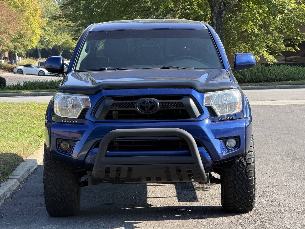 Used 2015 Toyota Tacoma 4x4 Double Cab w/ TRD Off-Road Package image 4