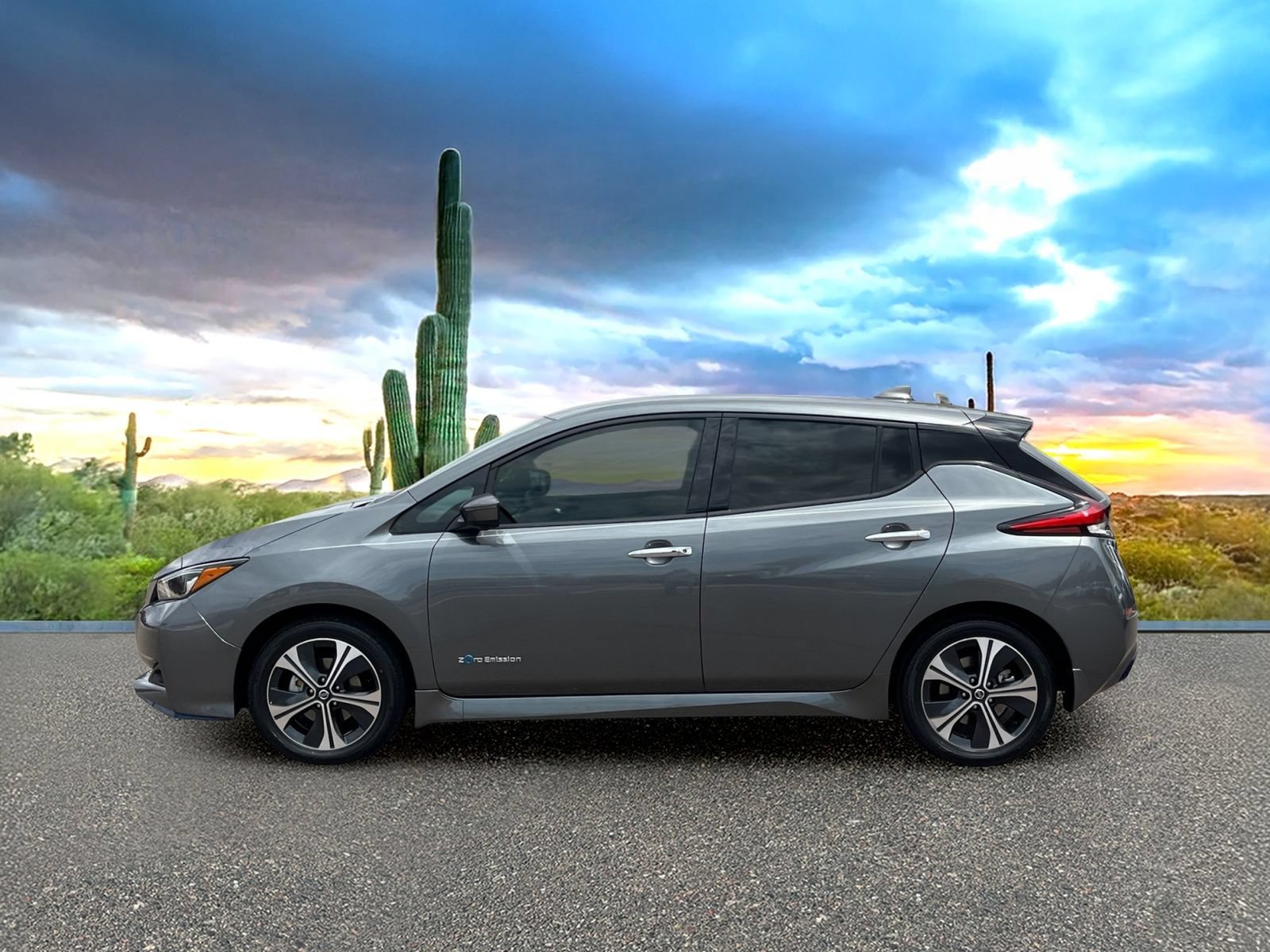 Used 2019 Nissan Leaf SL Plus FWD image 3