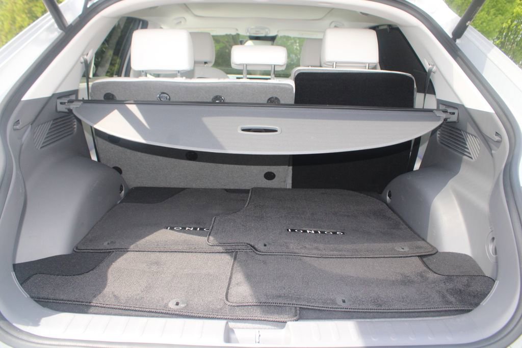 Used 2023 Hyundai Ioniq 5 Limited AWD/4WD image 36