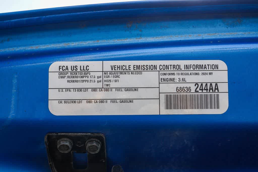 Used 2024 Jeep Wrangler Unlimited Rubicon AWD/4WD image 27