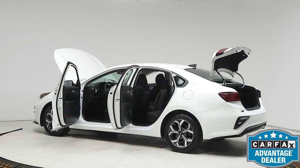 Used 2021 Kia Forte LXS FWD image 11