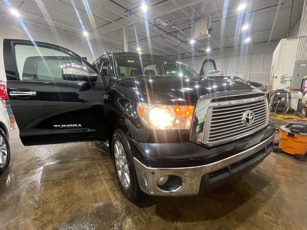 Used 2013 Toyota Tundra Platinum image 19