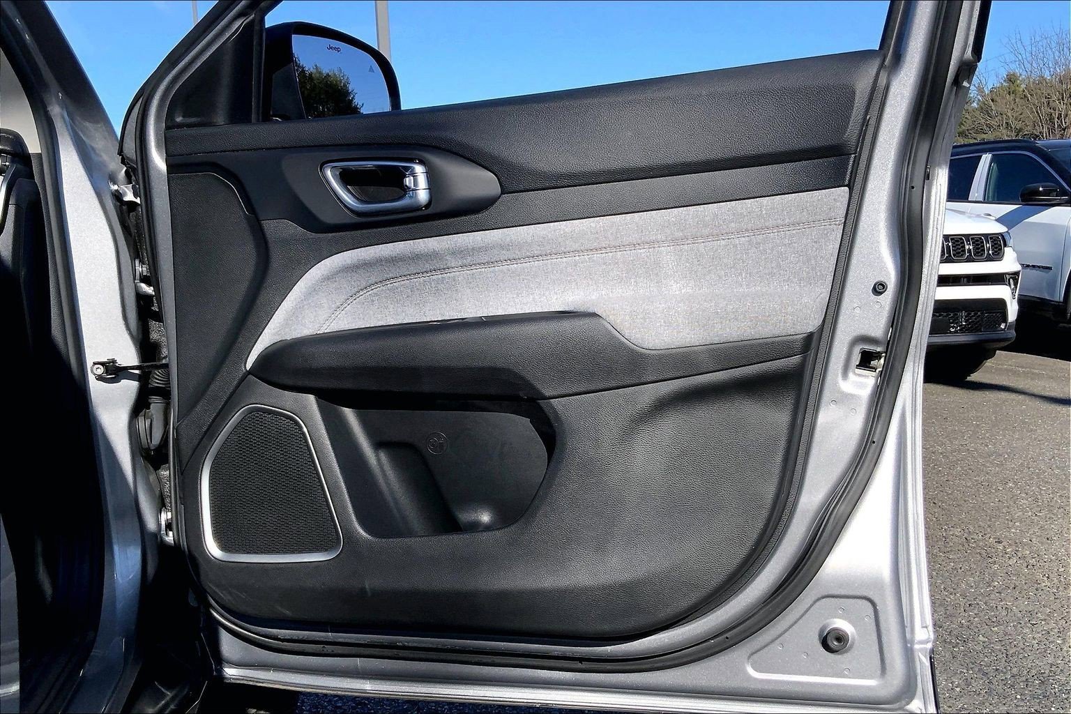 Certified 2022 Jeep Compass Latitude image 21