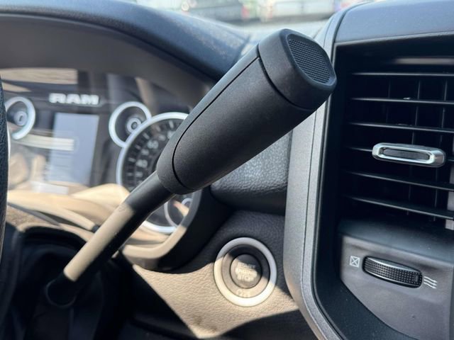 Used 2024 RAM 2500 Tradesman w/ Chrome Appearance Group image 14