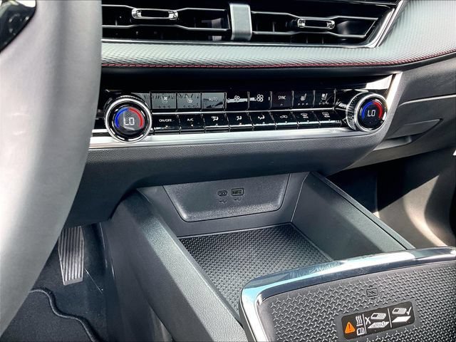 New 2027 Chevrolet Equinox RS w/ Convenience Package III FWD image 16