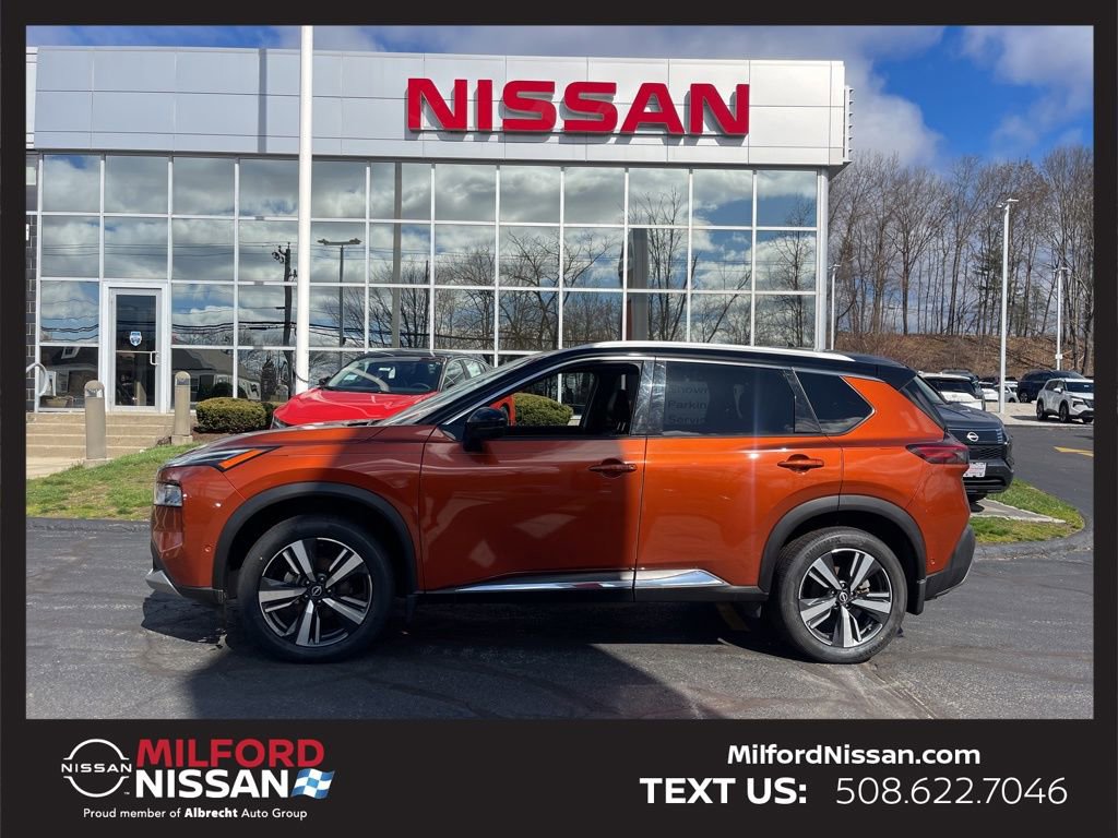Certified 2022 Nissan Rogue Platinum w/ Head-Up Display Package image 2