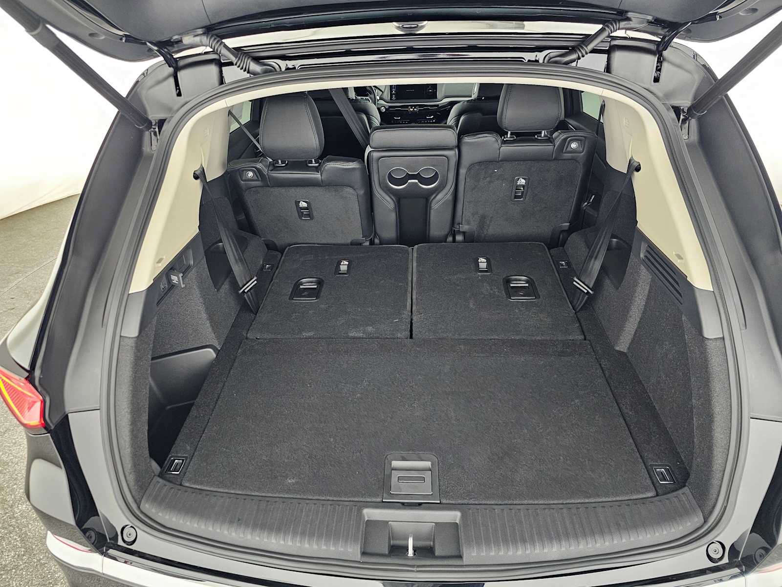 New 2026 Acura MDX SH-AWD image 18