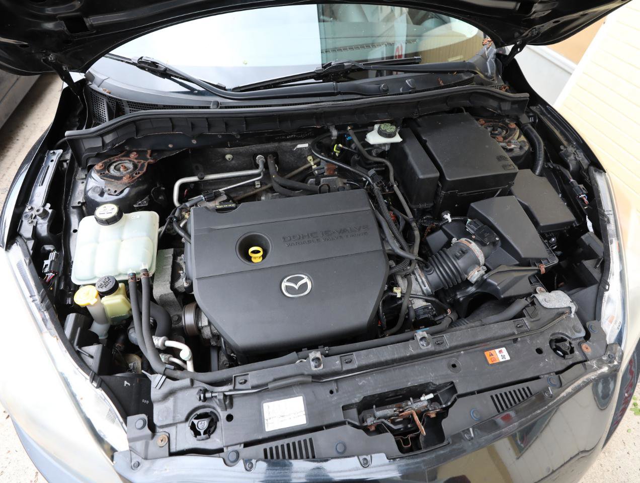 Used 2010 MAZDA MAZDA3 i Touring FWD image 23