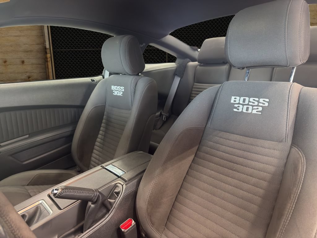 Used 2013 Ford Mustang Boss 302 RWD image 5