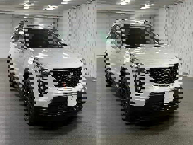 Certified 2023 Cadillac XT4 Sport w/ LPO, Onyx Lite Package image 7