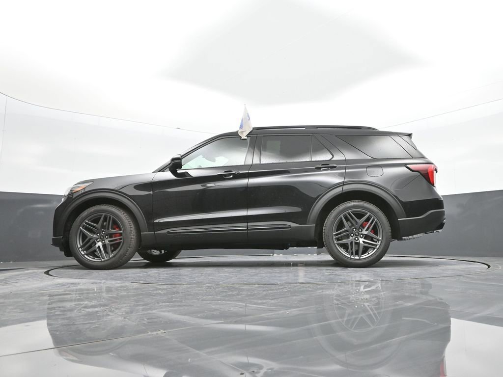 New 2026 Ford Explorer ST image 51