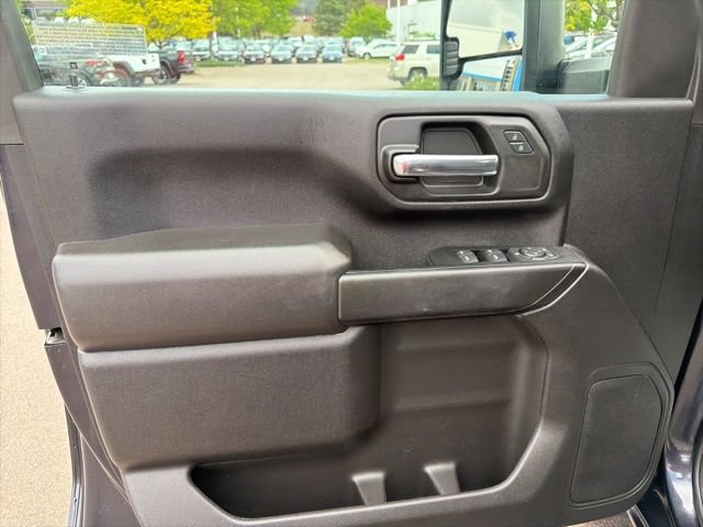 Used 2024 Chevrolet Silverado 2500 Custom w/ Custom Convenience Package AWD/4WD image 18