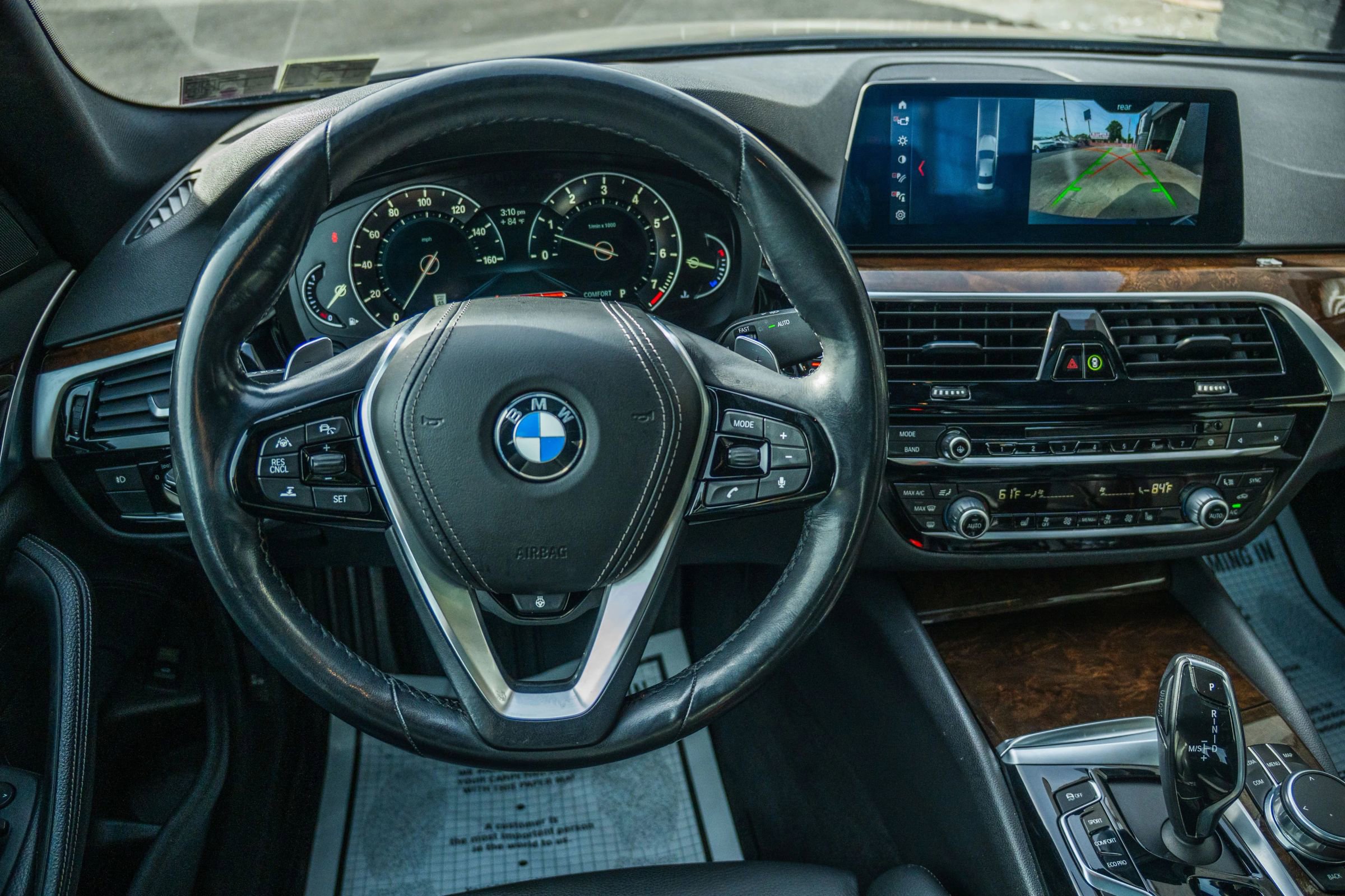 Used 2018 BMW 530i xDrive w/ Premium Package image 14