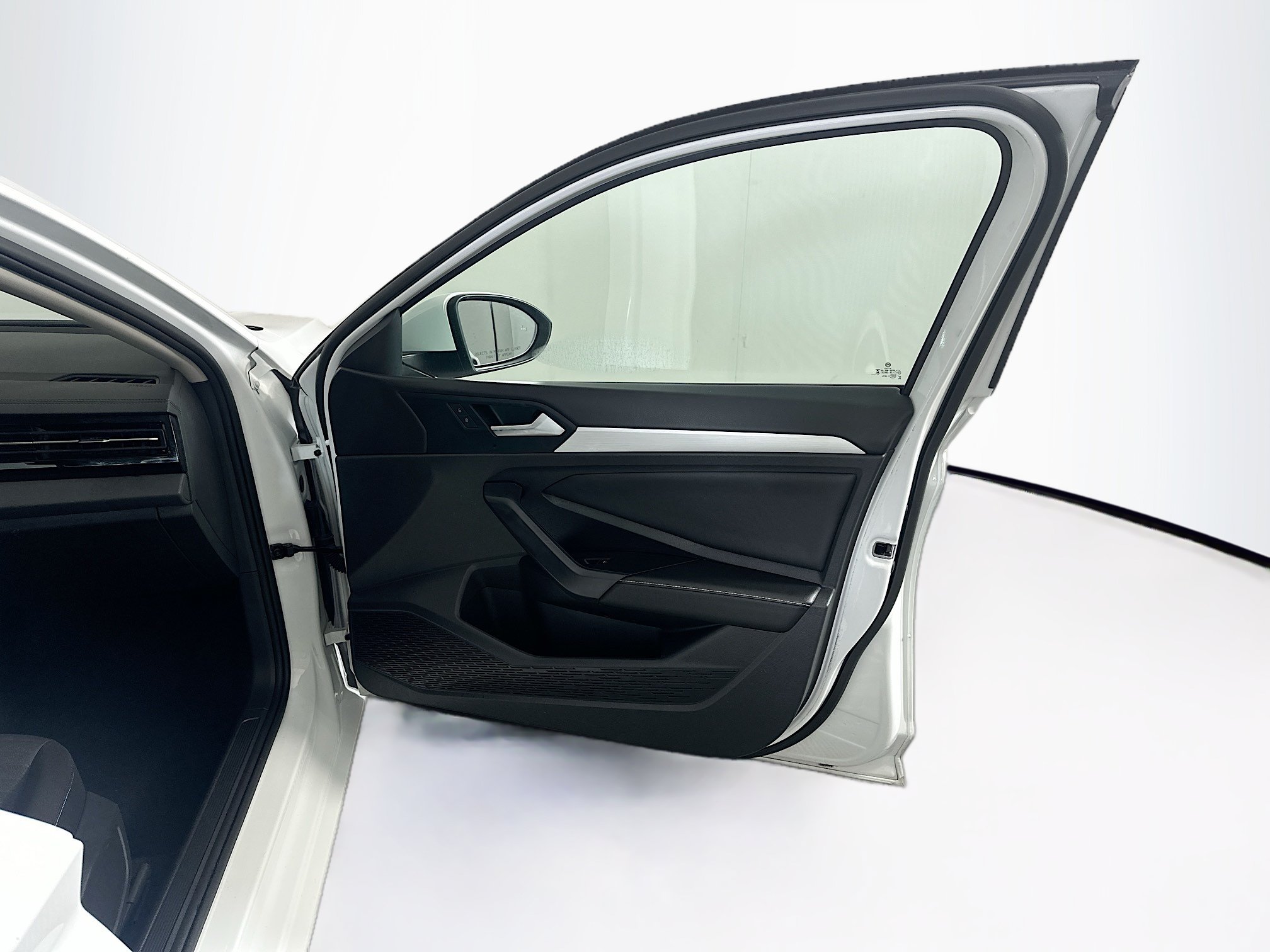 Used 2025 Volkswagen Jetta S FWD image 31