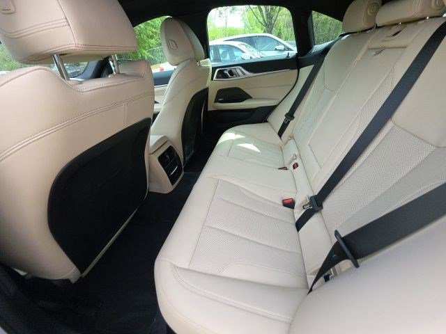 Certified 2025 BMW i4 eDrive40 w/ Premium Package image 17