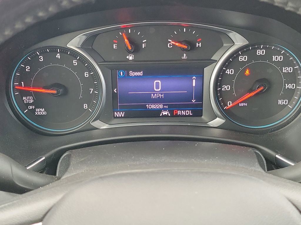 Used 2020 Chevrolet Equinox LT w/ Driver Convenience Package image 9