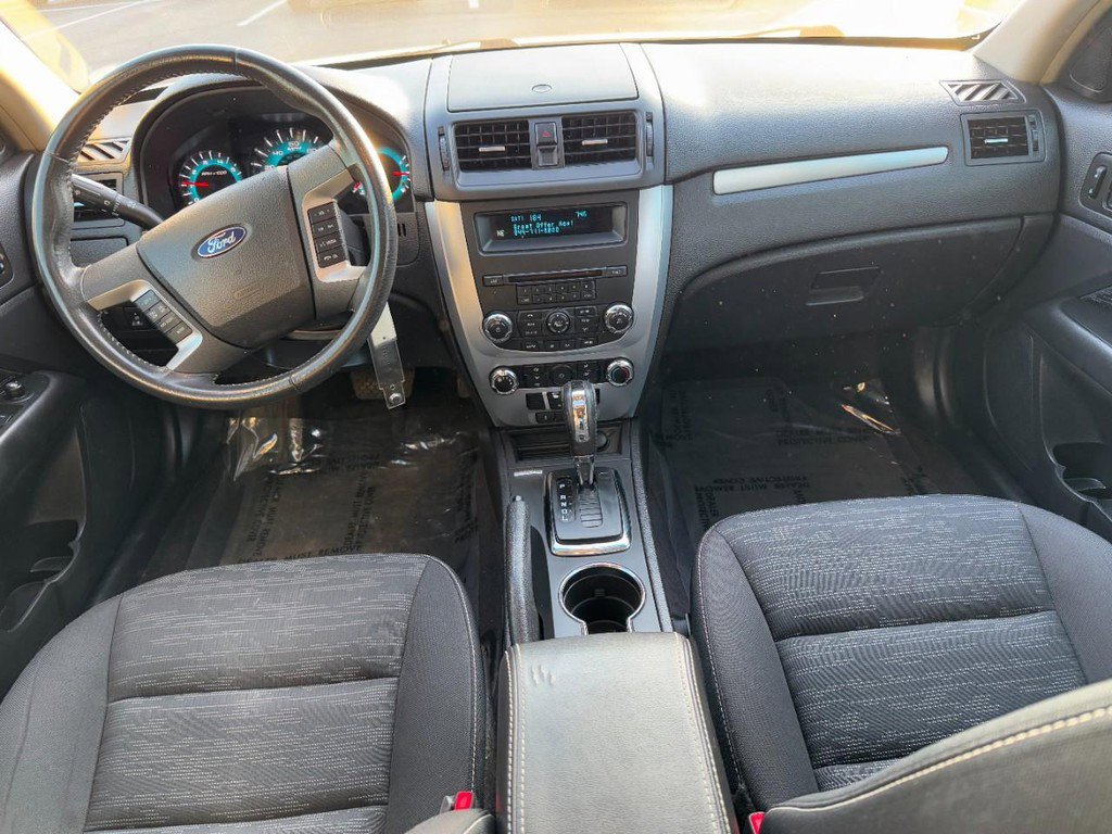 Used 2010 Ford Fusion SE image 15