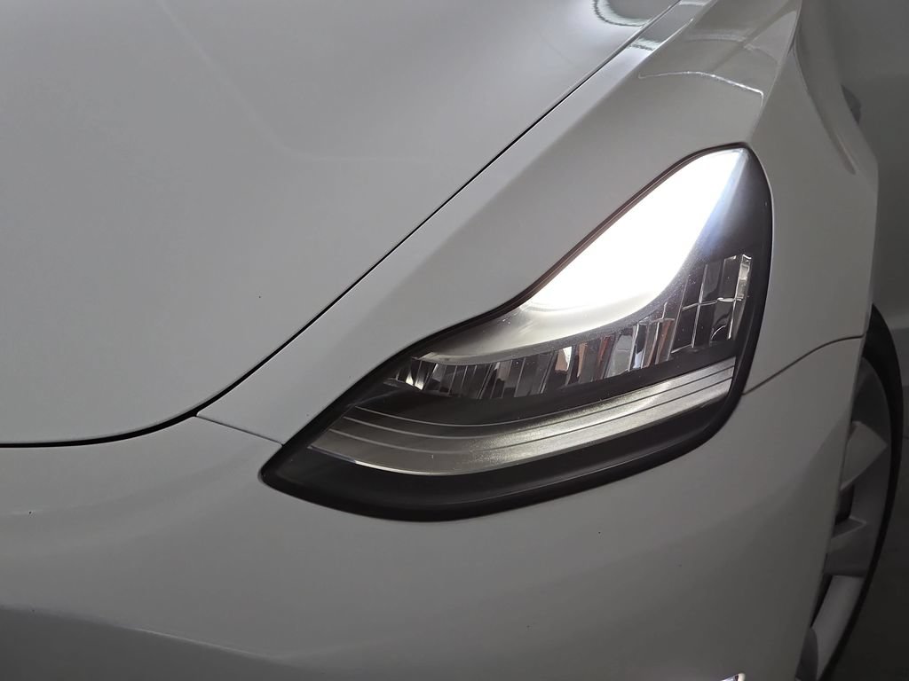 Used 2019 Tesla Model 3 Long Range AWD/4WD image 32