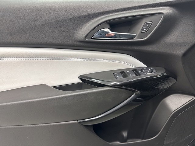 Used 2024 Chevrolet Trax LT image 9