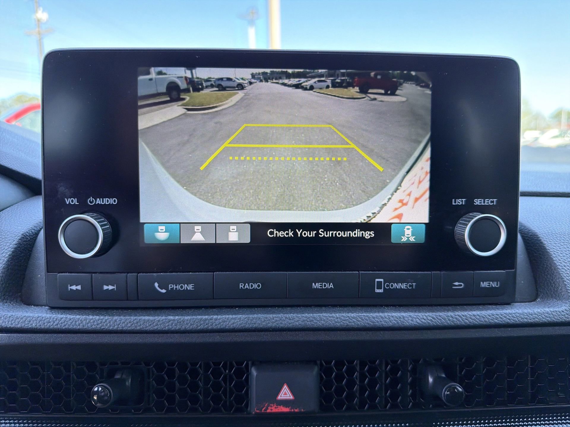 Used 2025 Honda CR-V EX image 6