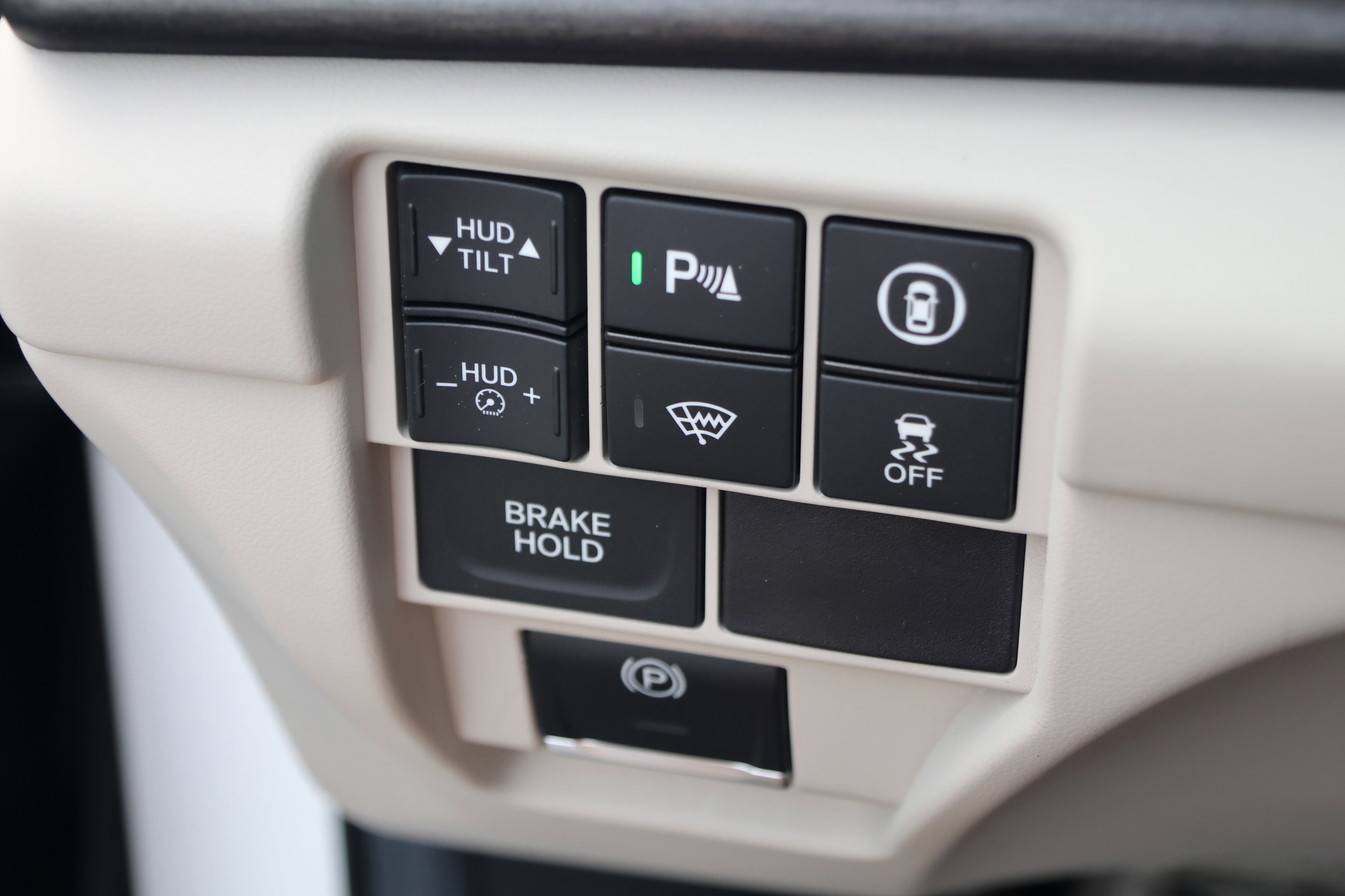 Used 2025 Acura RDX SH-AWD w/ Advance Package image 16