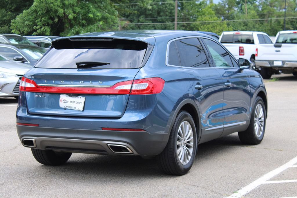Used 2018 Lincoln MKX Select w/ Select Plus Package FWD image 8
