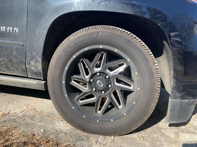 Used 2020 Chevrolet Suburban Premier w/ Premier Plus Edition image 30