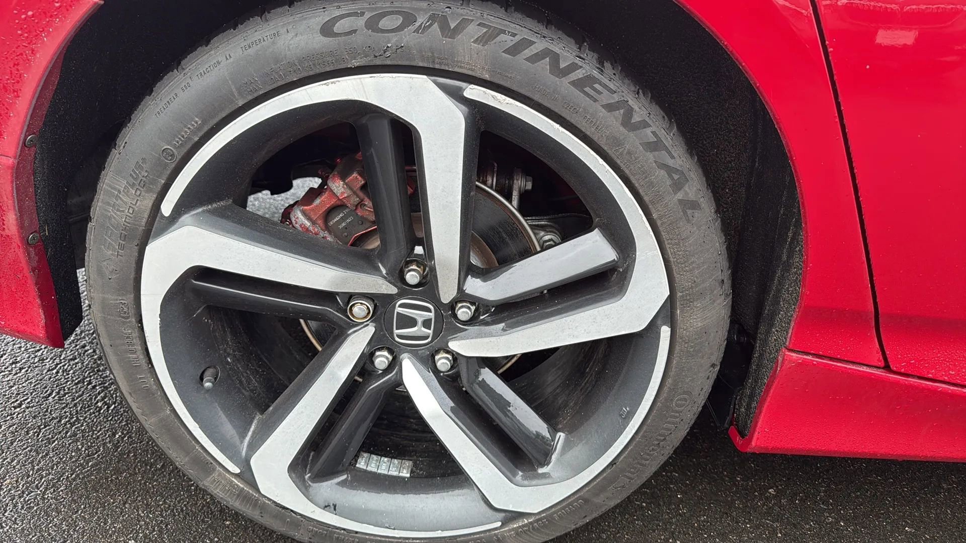 Used 2018 Honda Accord Sport image 12