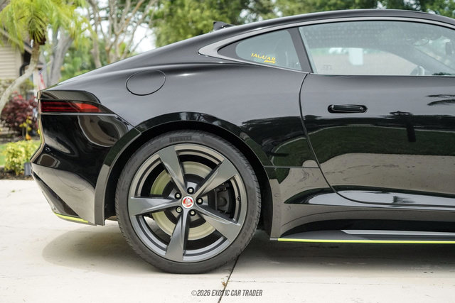 Used 2018 Jaguar F-TYPE 400 Sport RWD image 10