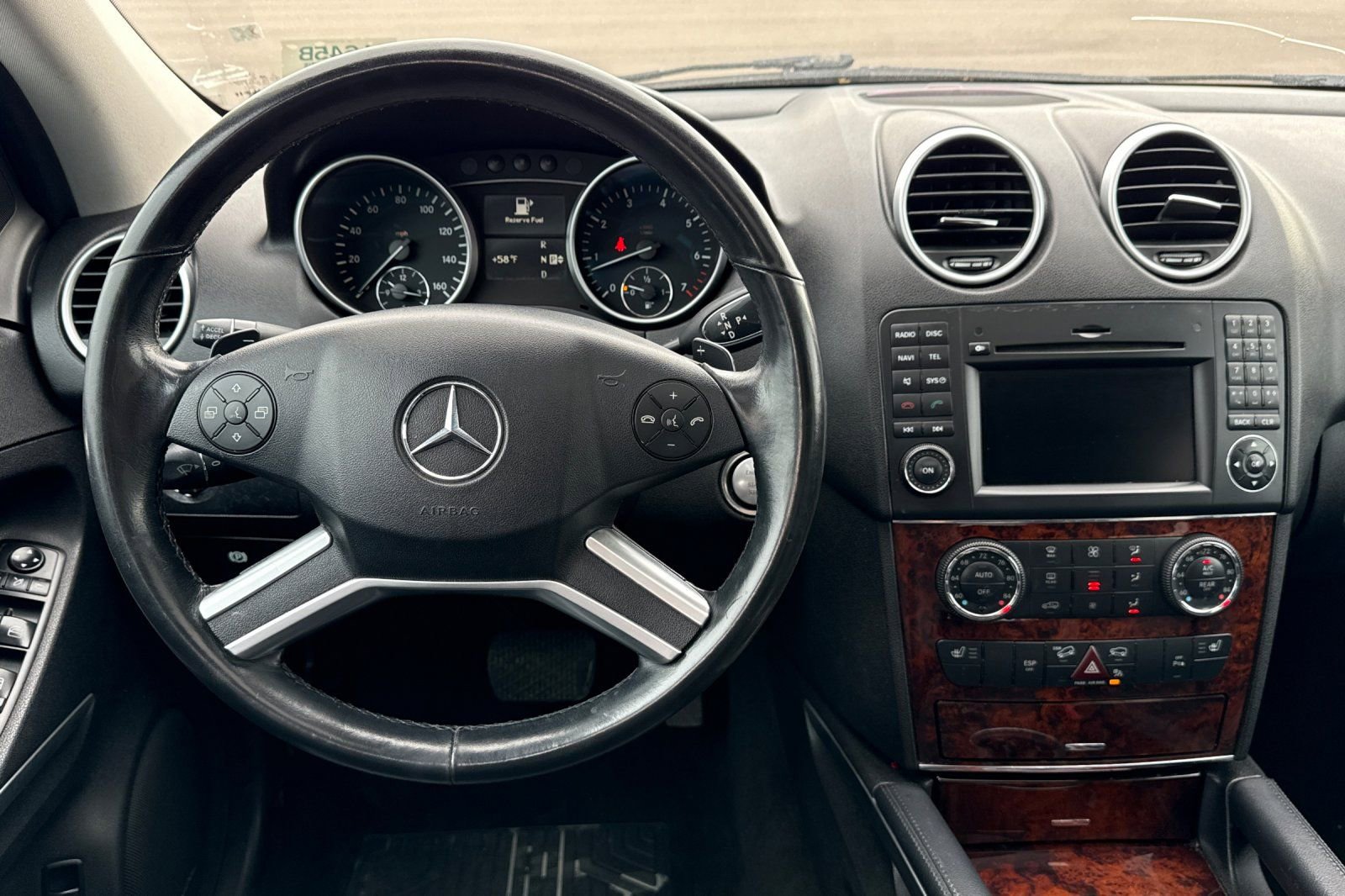 Used 2010 Mercedes-Benz ML 550 4MATIC image 11